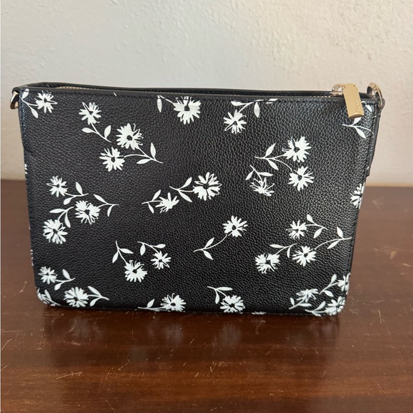 Kate Spade Chelsea Daisy Black Floral Crossbody Bag - Picture 6 of 10